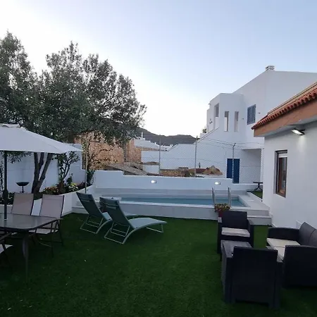 Anzuelo Apartment *