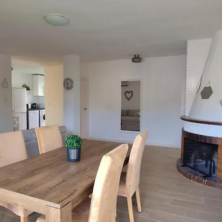 Anzuelo Apartment *